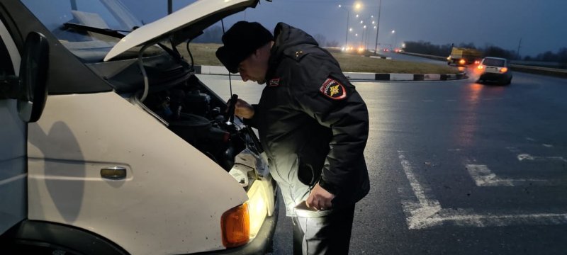 В Ардонском районе Северной Осетии автоинспекторы проводят рейдовое мероприятие, направленное на выявление нарушений использования внешних световых приборов