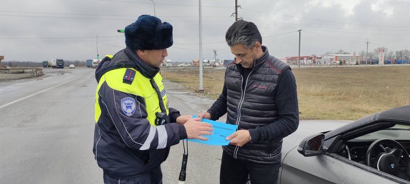 Сотрудники Госавтоинспекции Ардонского района проводят мероприятие «Водитель без права управления»